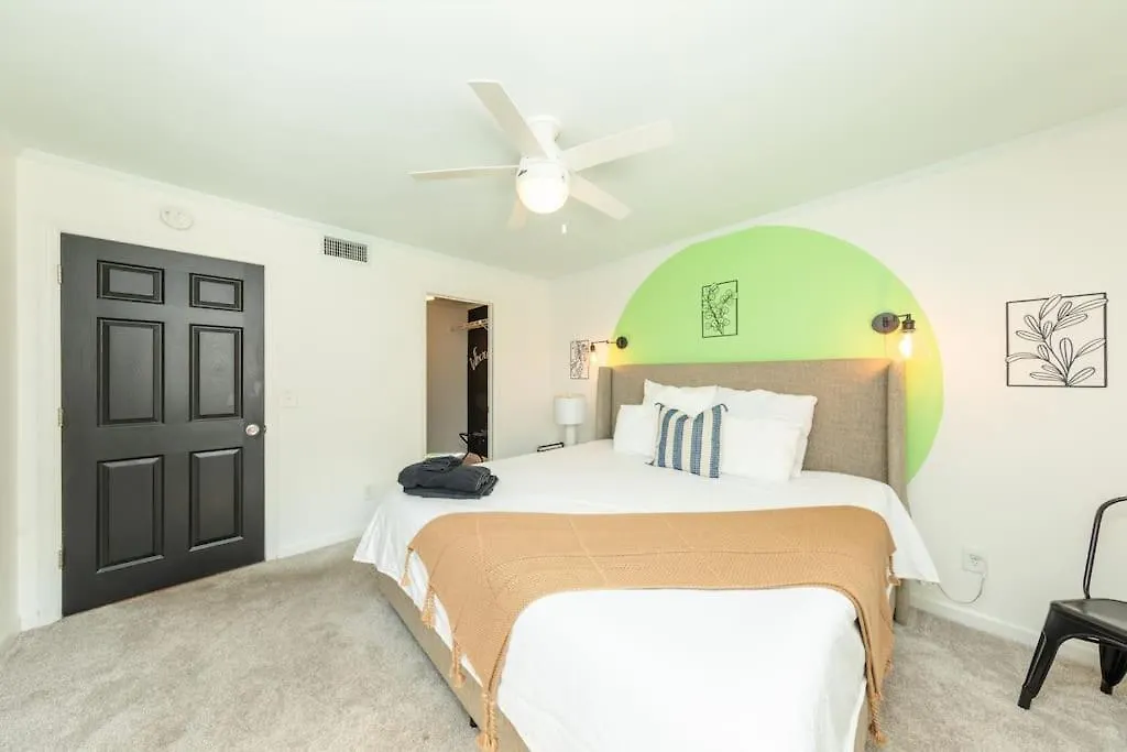 Modern 2Br With Optional Parking Near Vanderbilt & Music Row, Walk To Centennial Park & Mins To Broadway 내슈빌 아파트